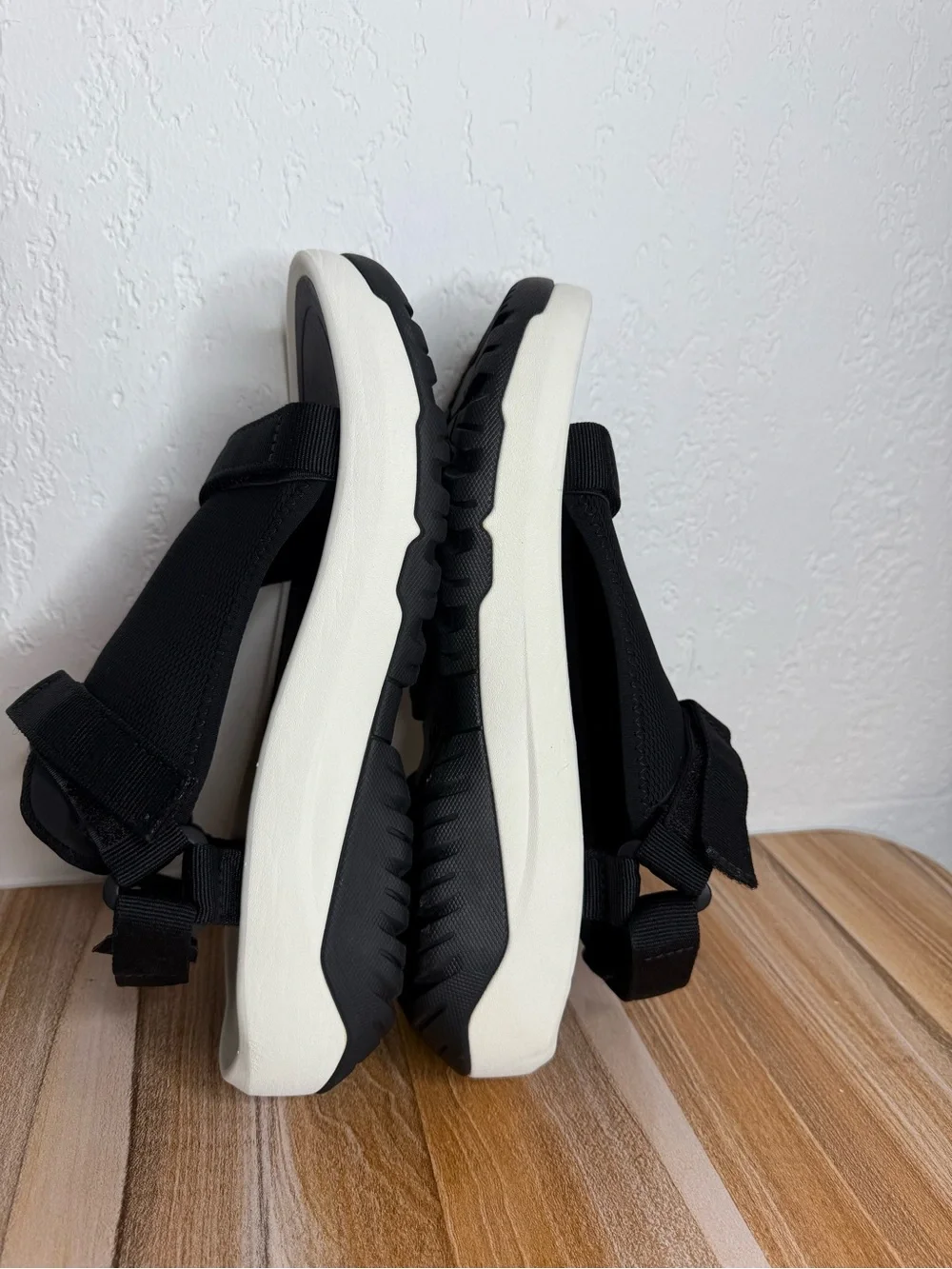 Teva Hurricane Ampsole Volt Sandals Black Platform Men’s Size 9 Women’s Size 11
